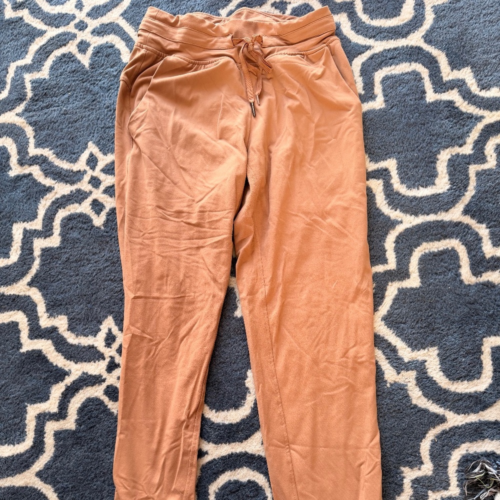 Zyia joggers